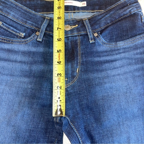 Levi 711 Skinny Distressed Knee Jeans - Picture 14 of 16